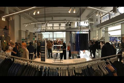 Arket Regent Street – menswear